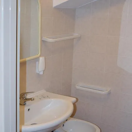 Isolabella 3* Foce Varano