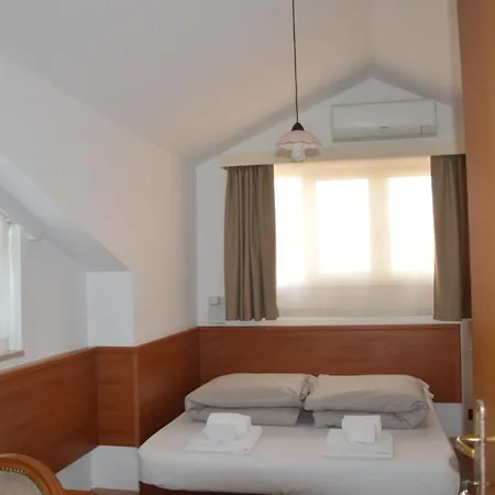 Isolabella Szálloda 3*