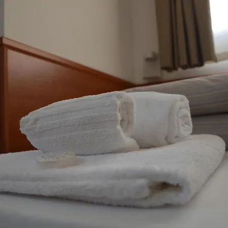 Isolabella Szálloda 3*