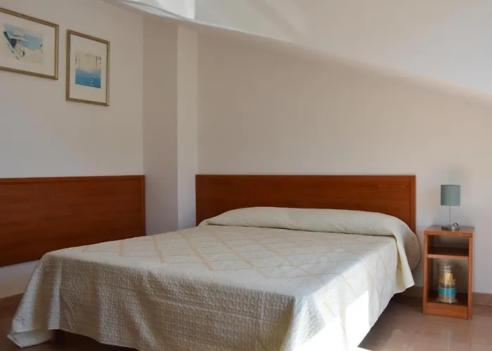 Isolabella Foce Varano